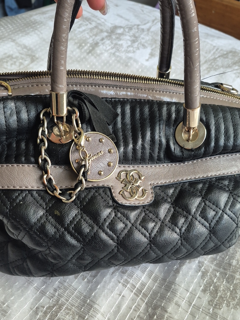Y2K ! GUESS Merci Black Quilted Large Satchel Handbag